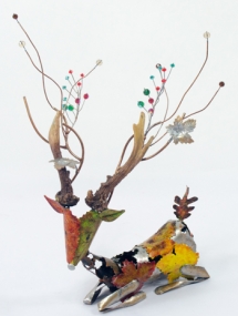 MT-964BR Autumn Seated Reindeer