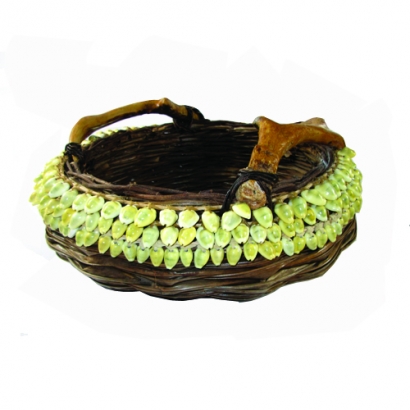 CTY-101L_ Round basket with Puka Shell